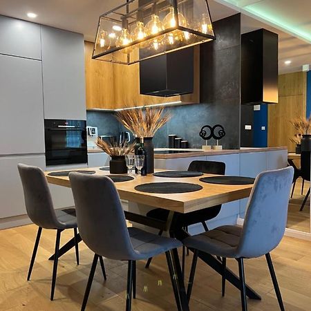 Family & Business Elegant Apartments, Kadzielnia, Wdk, Stadion Korona -1 Bedroom, Terrace, Garage, New! 凯尔采 外观 照片