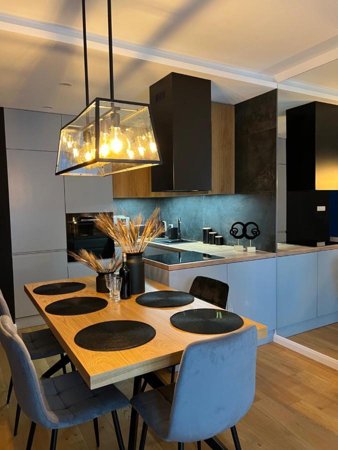 Family & Business Elegant Apartments, Kadzielnia, Wdk, Stadion Korona -1 Bedroom, Terrace, Garage, New! 凯尔采 外观 照片