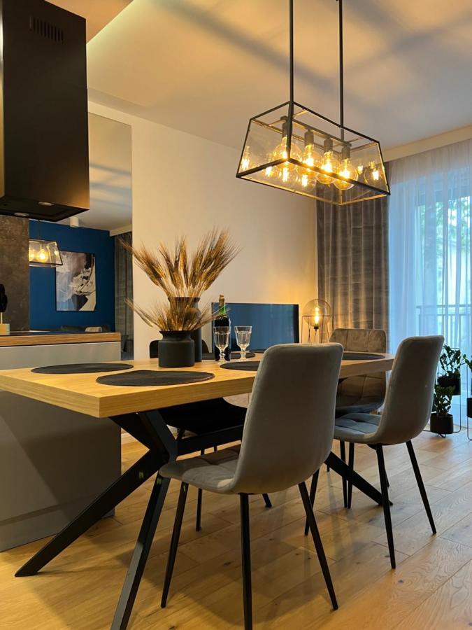 Family & Business Elegant Apartments, Kadzielnia, Wdk, Stadion Korona -1 Bedroom, Terrace, Garage, New! 凯尔采 外观 照片
