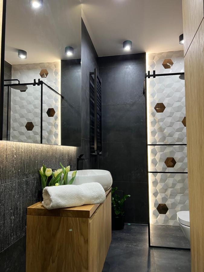Family & Business Elegant Apartments, Kadzielnia, Wdk, Stadion Korona -1 Bedroom, Terrace, Garage, New! 凯尔采 外观 照片
