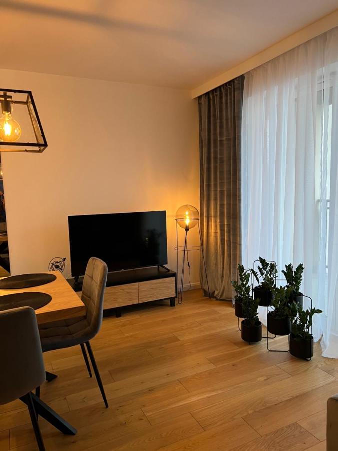 Family & Business Elegant Apartments, Kadzielnia, Wdk, Stadion Korona -1 Bedroom, Terrace, Garage, New! 凯尔采 外观 照片